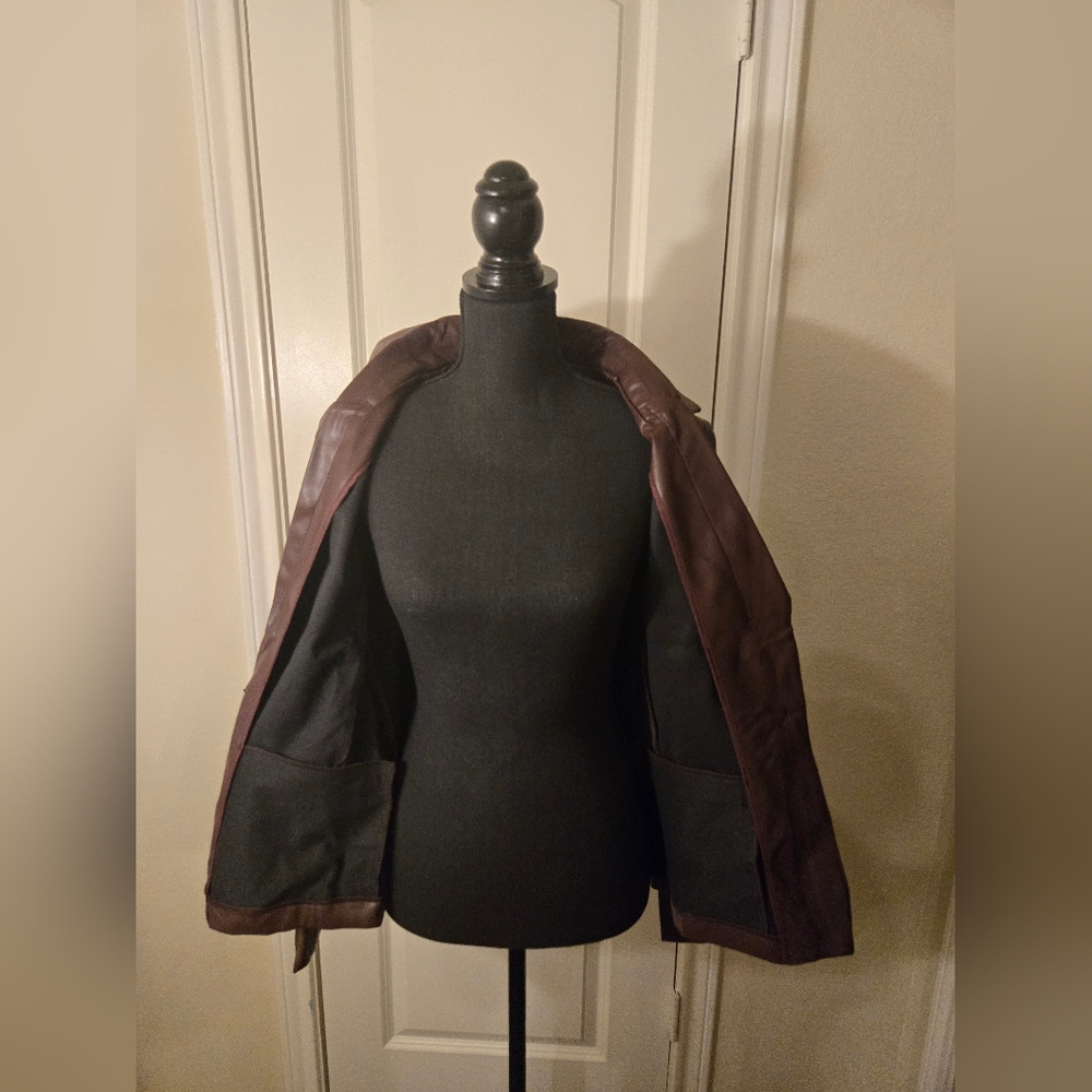 Jacket - Picture 2 of 4